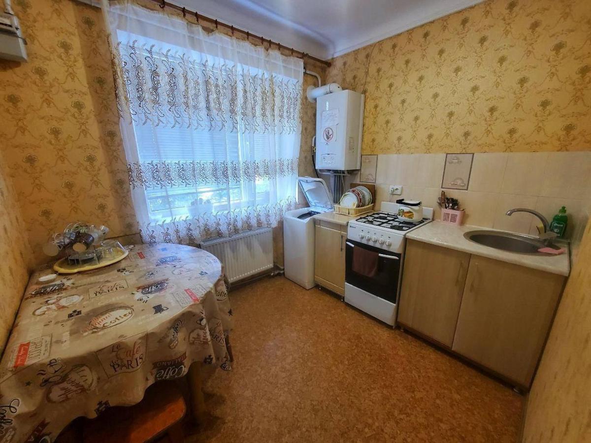 Апартаменты С Двумя Спальнями На Закрытой Территории Izmail Exterior photo